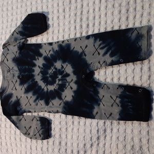 Tie dyed outfit bodysuit, Yoga Sprout, size 24 months